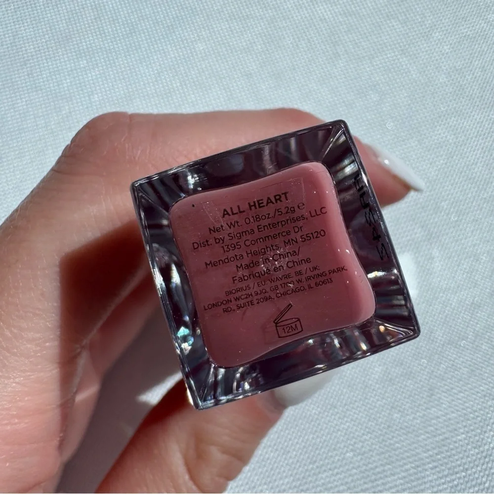 NWT Sigma Renew Lip Oil - All Heart